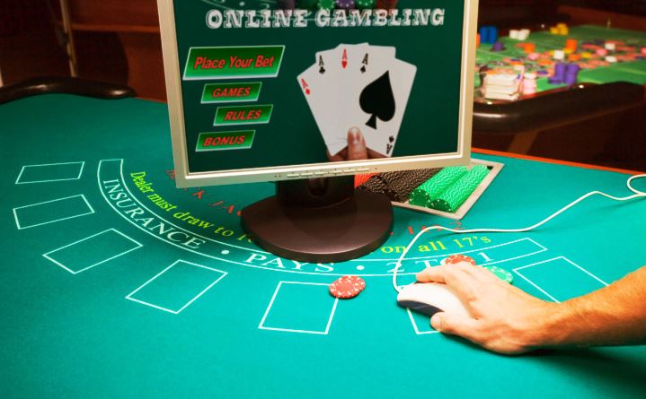 Blackjack Tisch mit Monitor, Mouse und Jetons